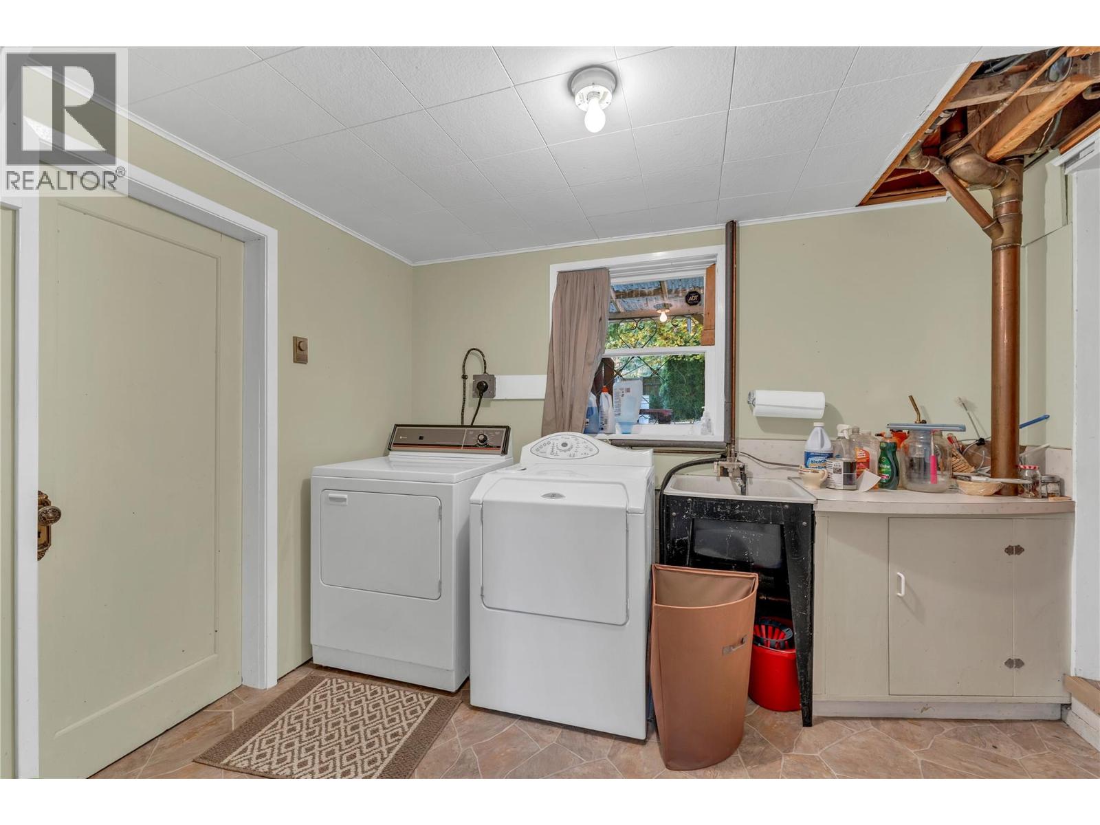 956 Kilwinning Street, Penticton