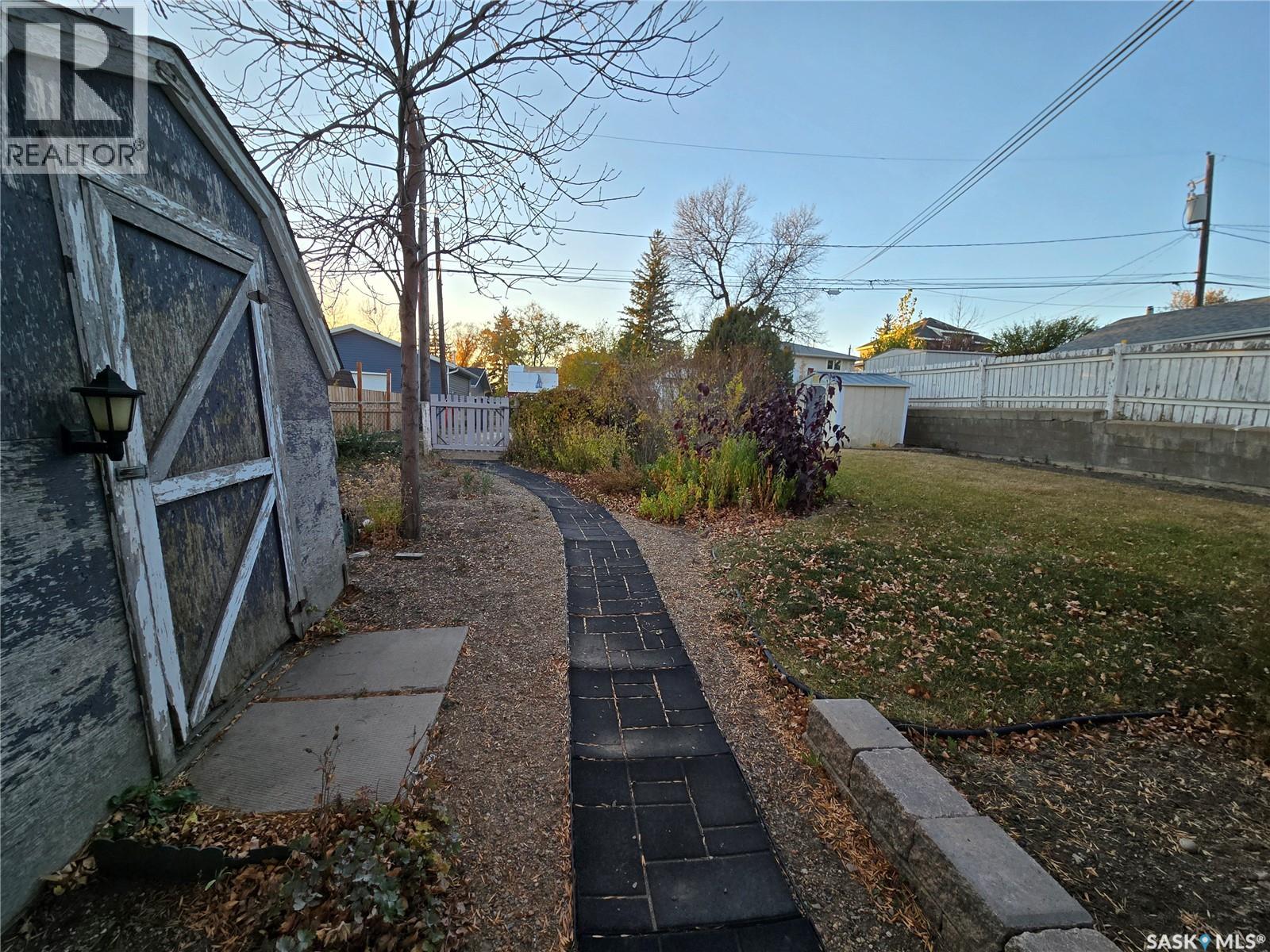 Single Family House Bungalow for Sale in  nd AVENUE NW Swift Current 