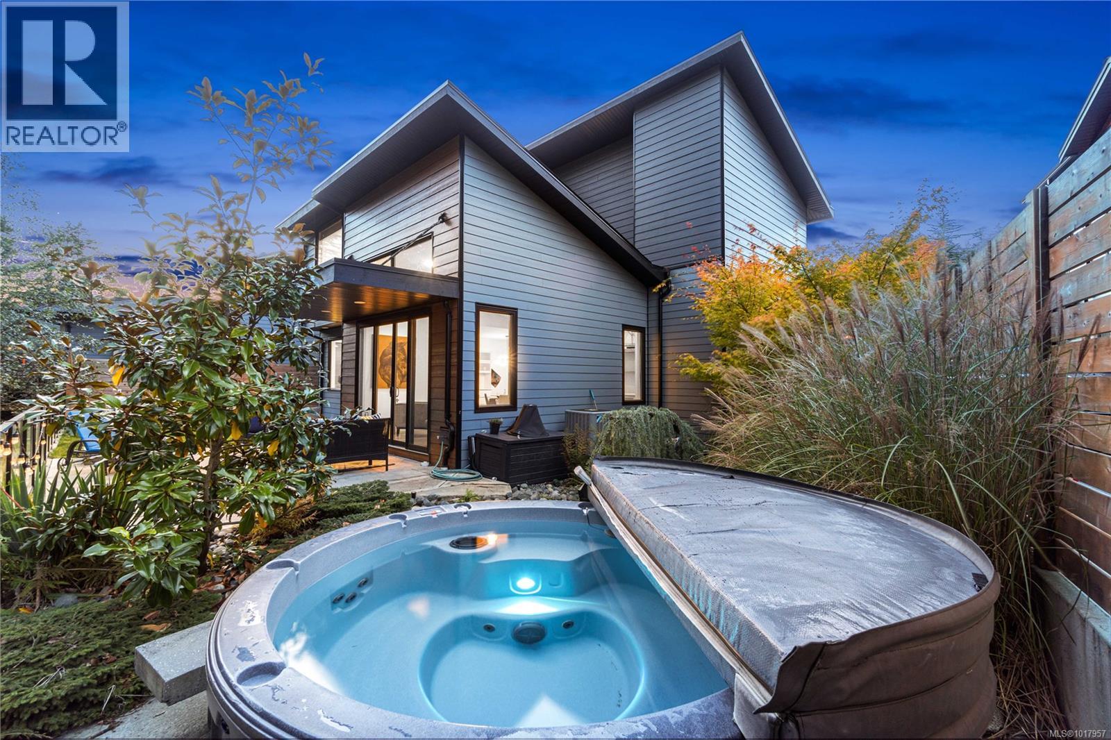 210 Crestline Terr, Nanaimo