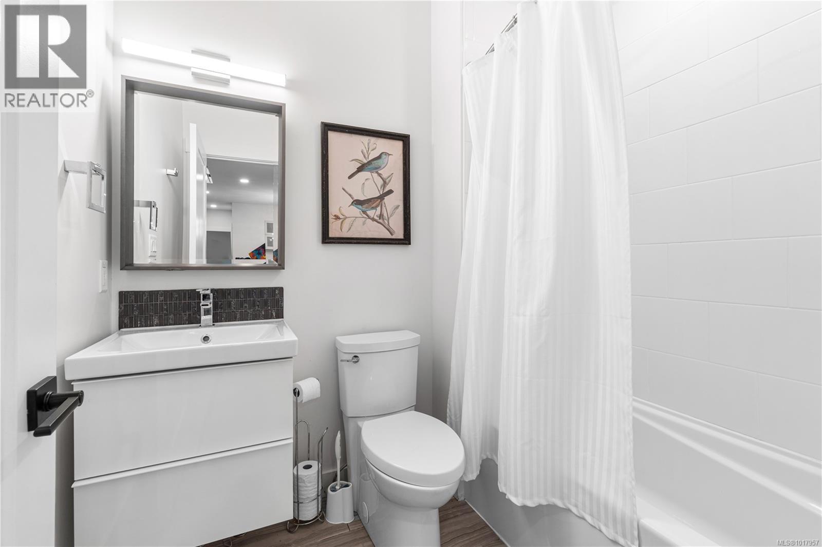 210 Crestline Terr, Nanaimo