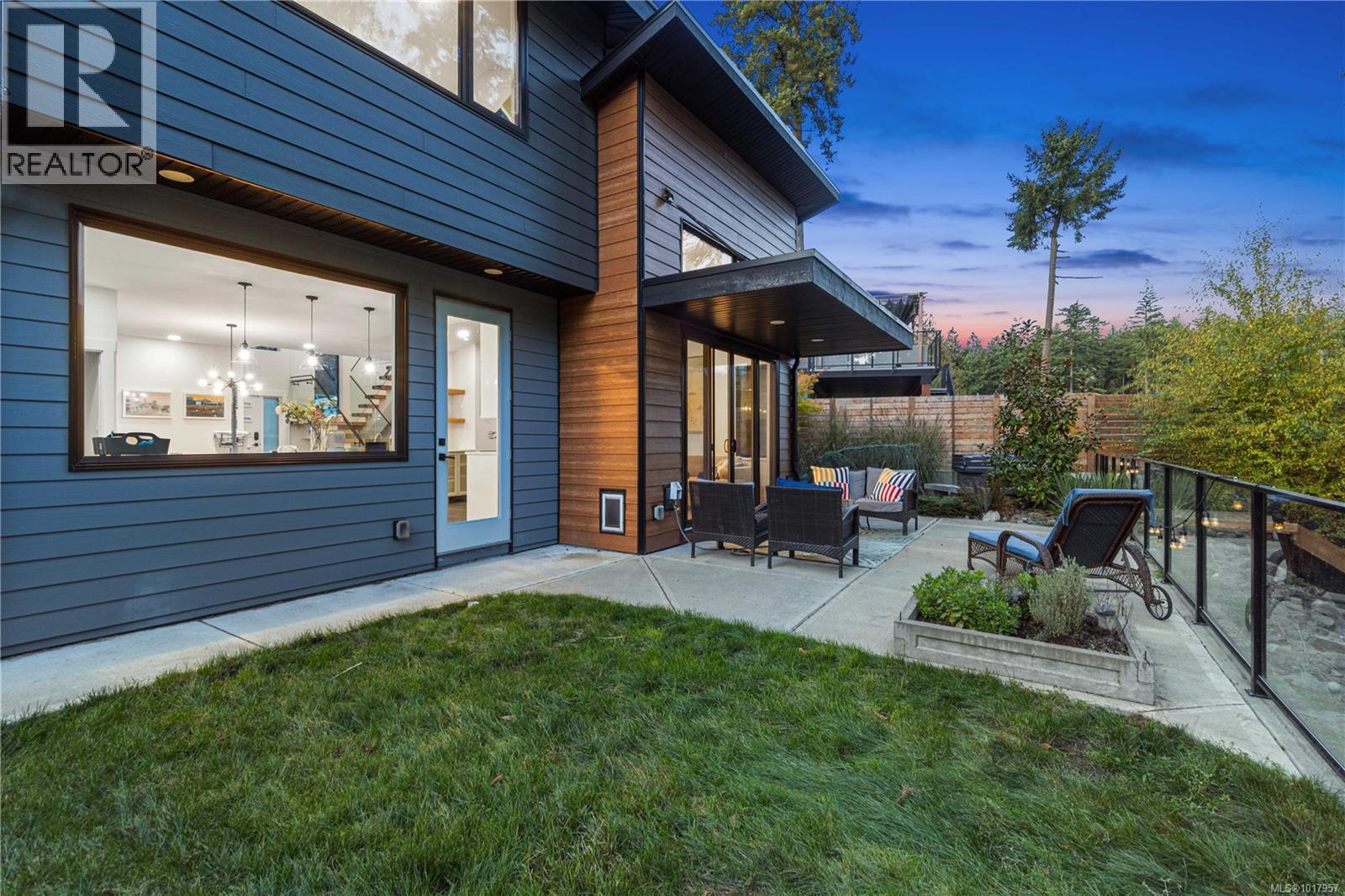 210 Crestline Terr, Nanaimo