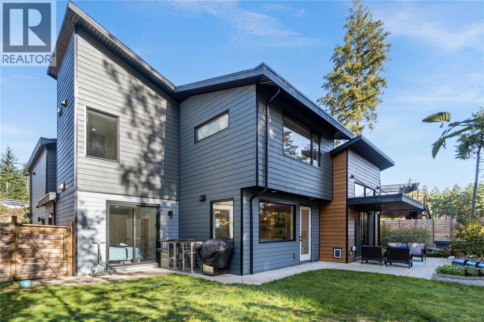 210 Crestline Terr, Nanaimo