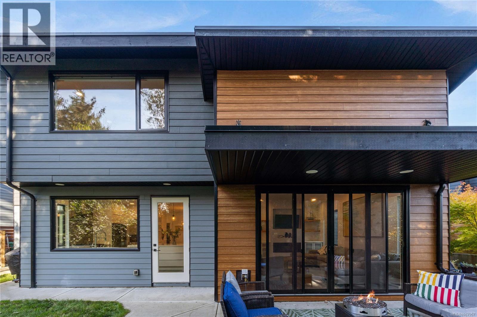 210 Crestline Terr, Nanaimo