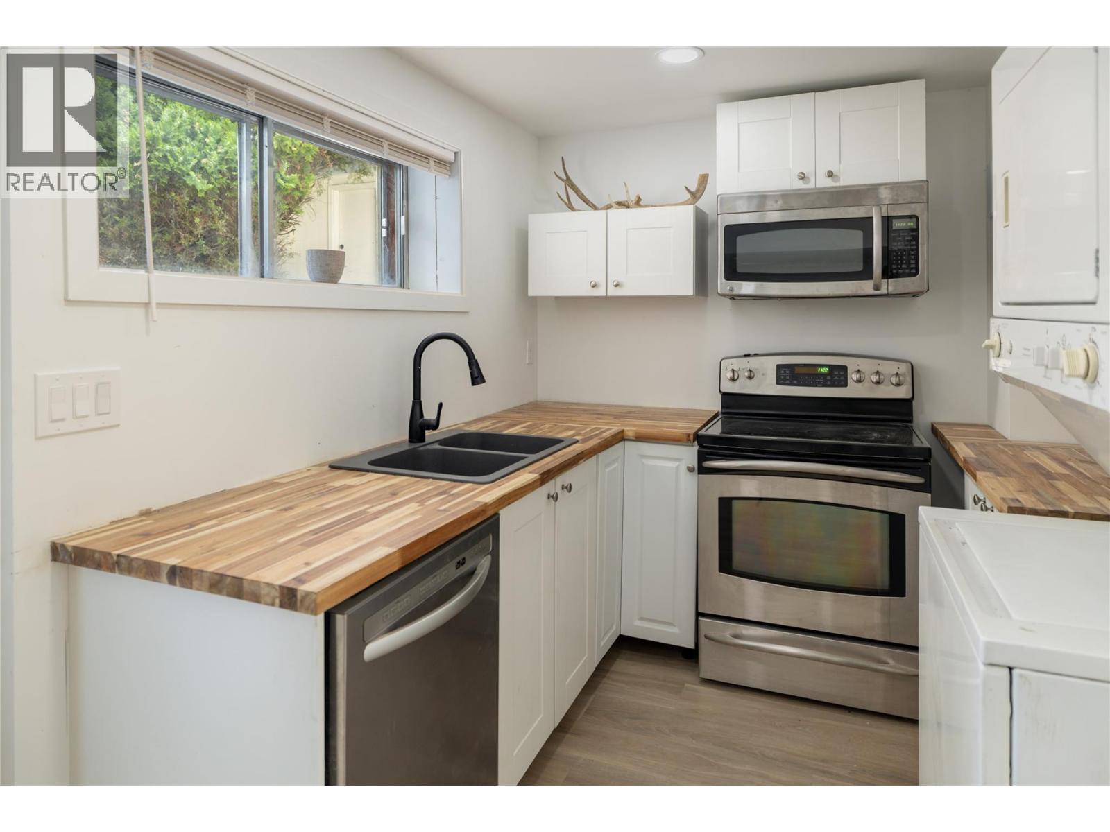  460 Eldorado Road, Kelowna