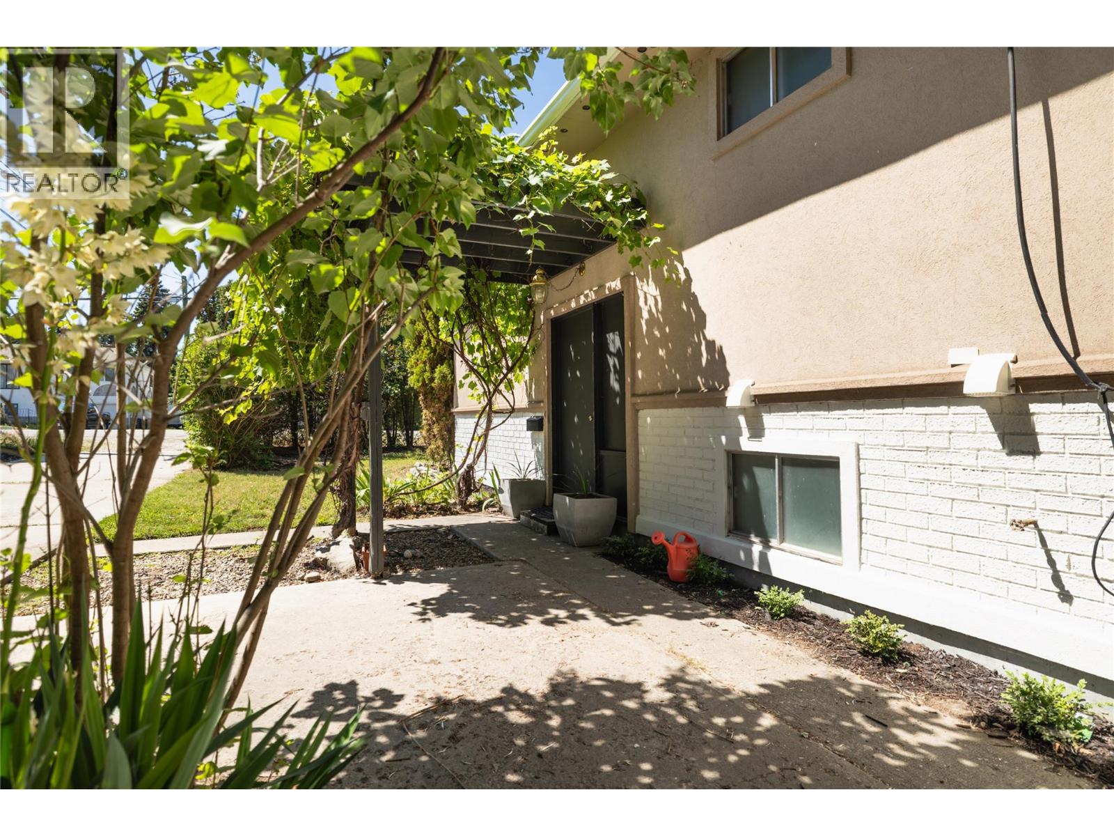  460 Eldorado Road, Kelowna