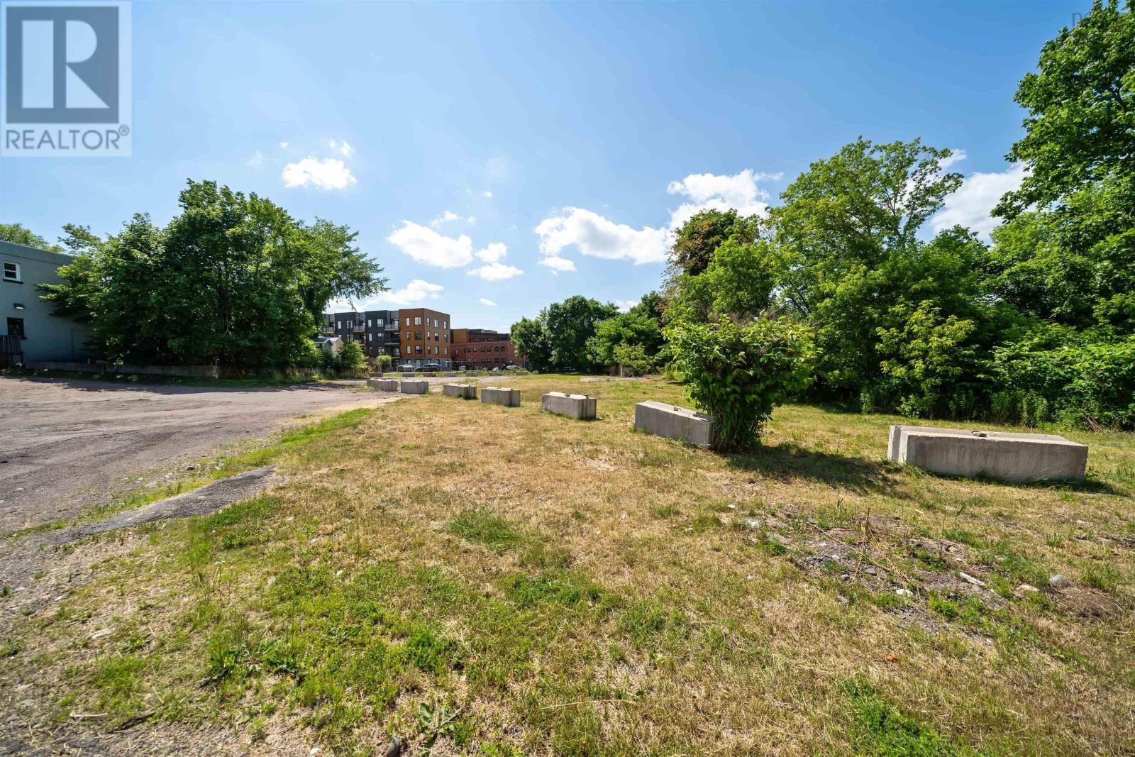 Property 10 of 12 of 12 MILL Street