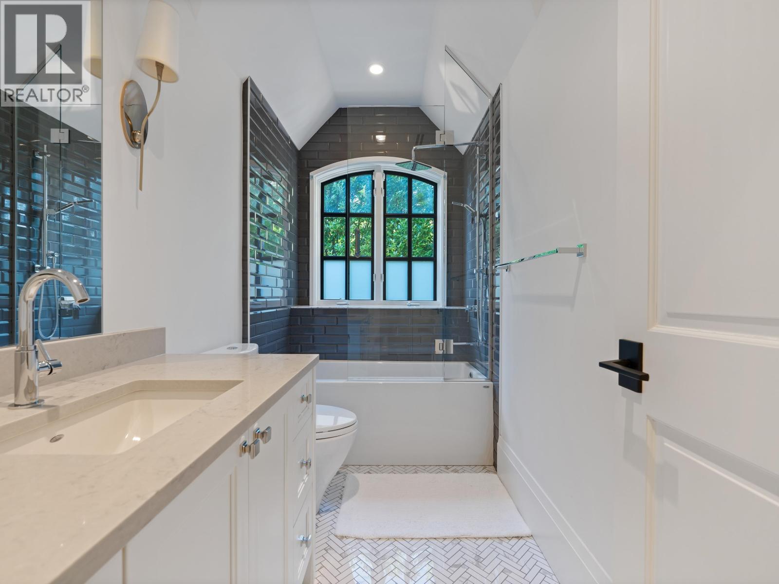 2985 ALTAMONT CRESCENT, West Vancouver