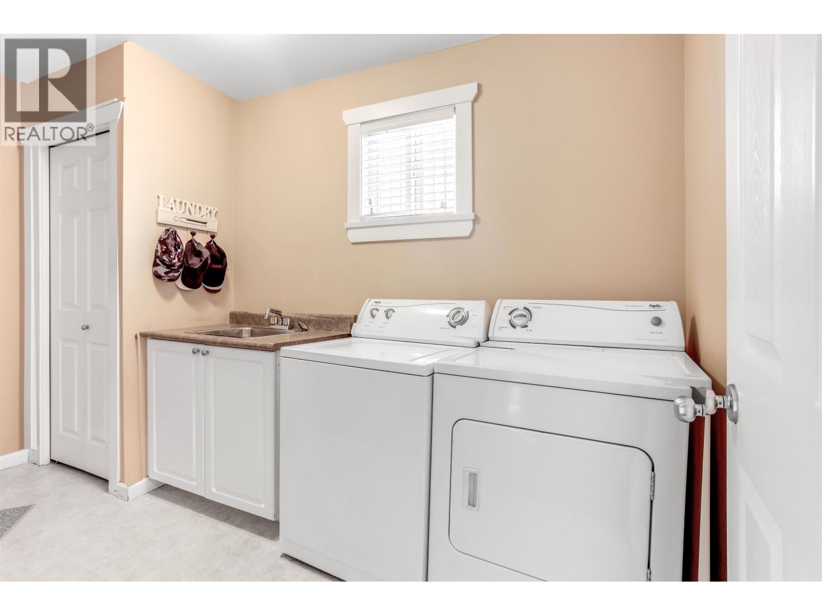 4737 DUNFELL Road, Richmond