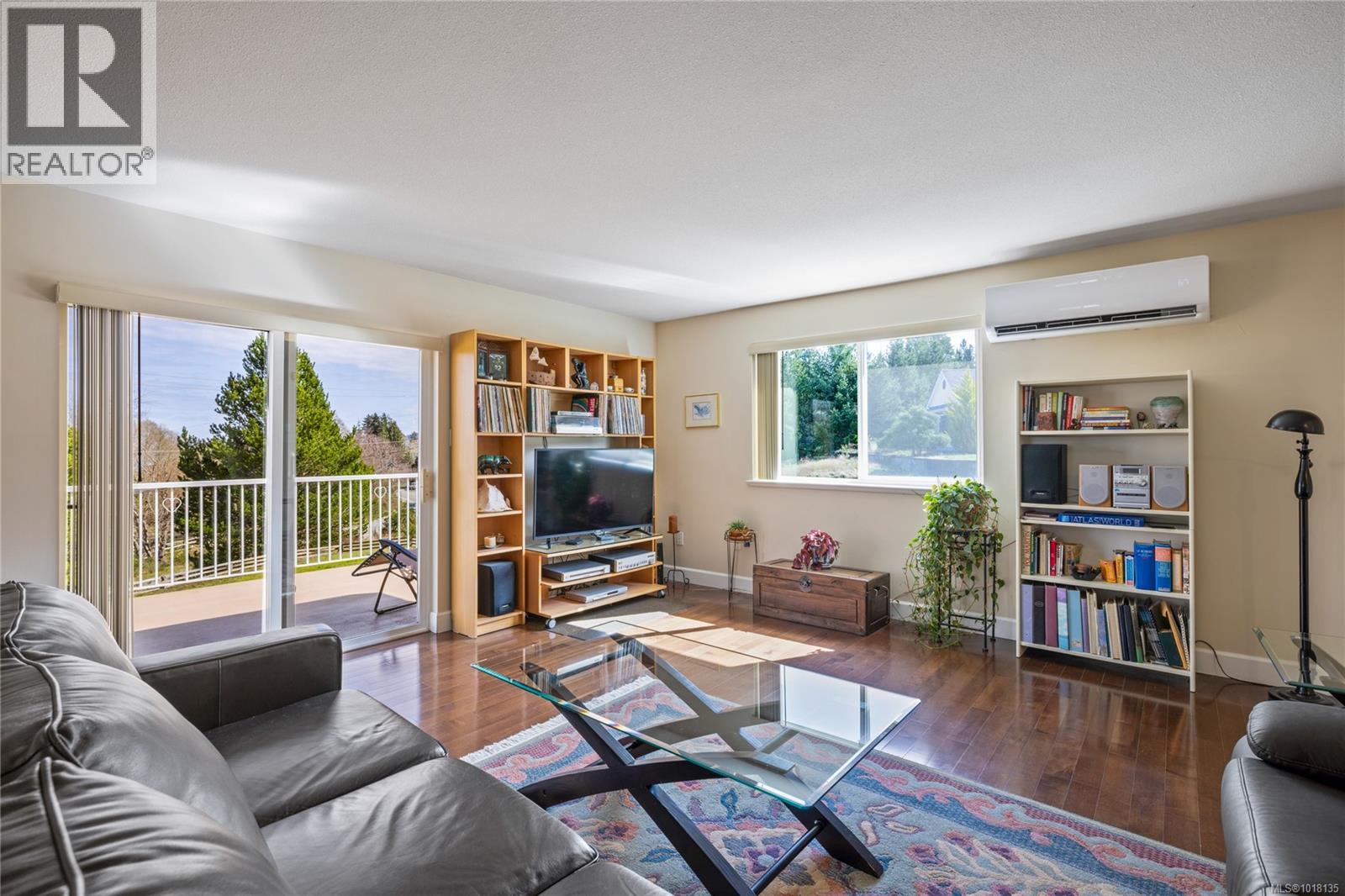 3021 Raymur Pl, Qualicum Beach