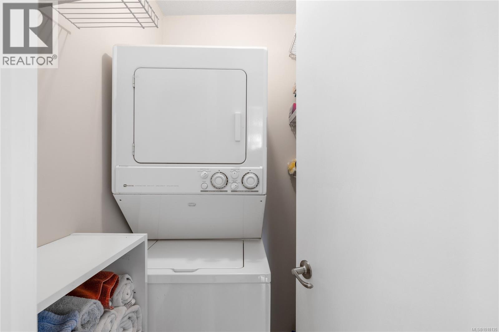 3021 Raymur Pl, Qualicum Beach