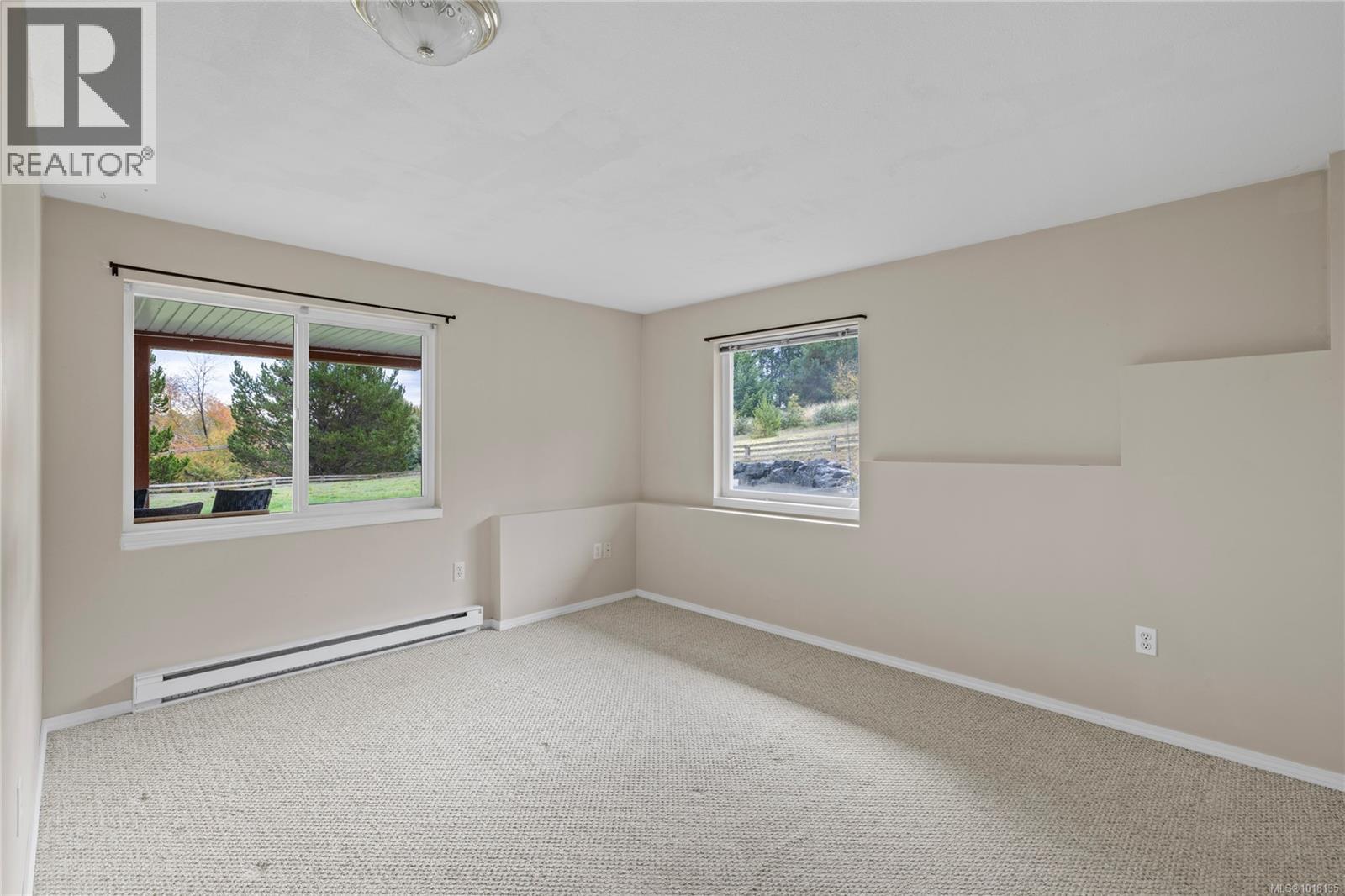 3021 Raymur Pl, Qualicum Beach