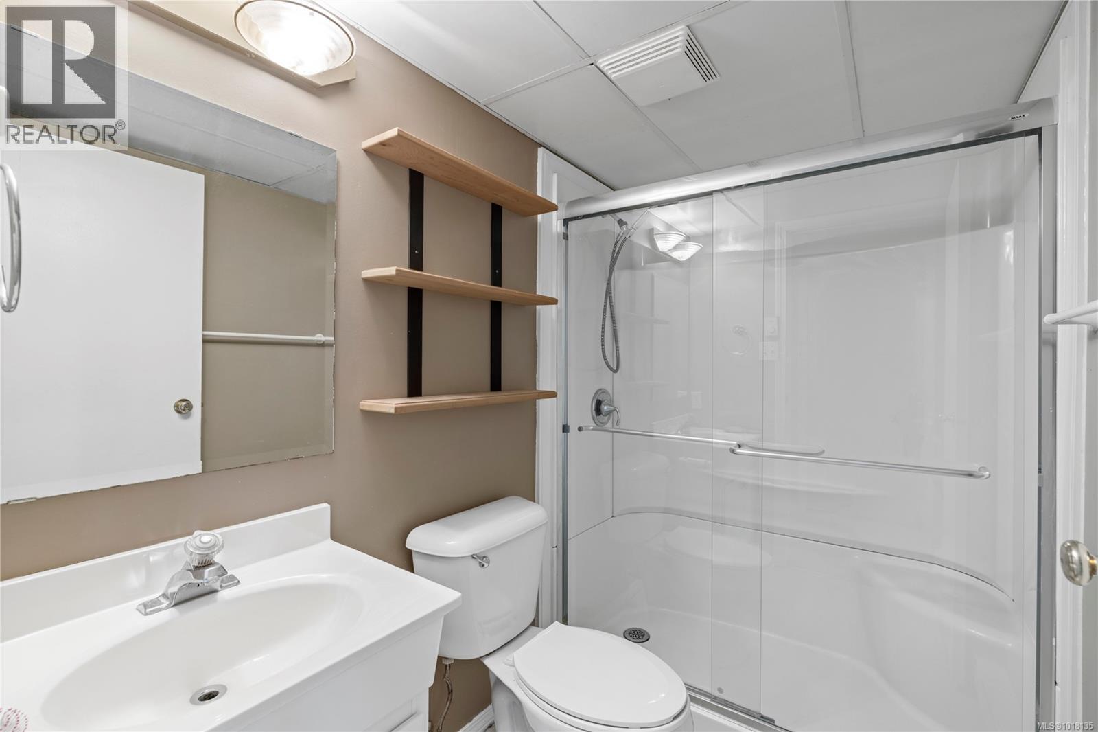 3021 Raymur Pl, Qualicum Beach