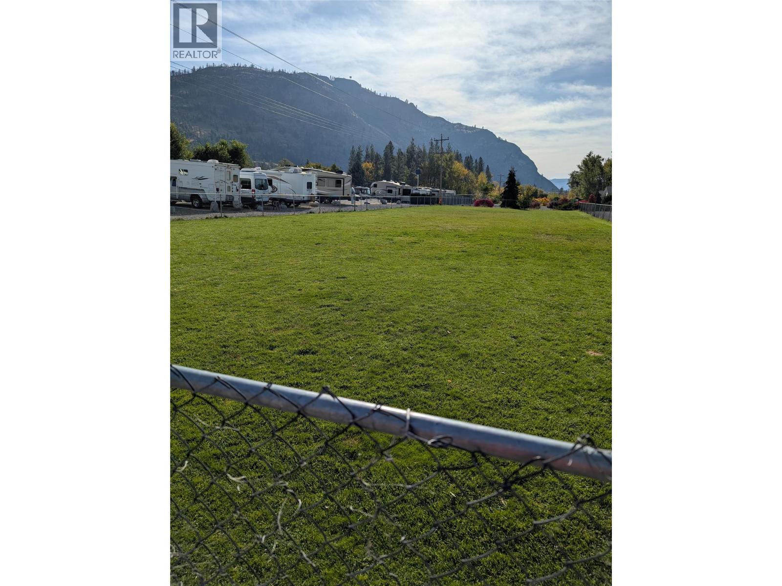 8300 Gallagher Lake Frontage Road Unit# 69, Oliver