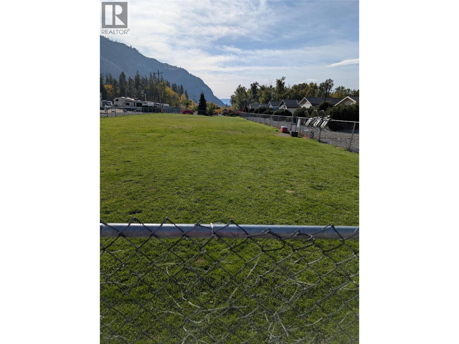 8300 Gallagher Lake Frontage Road Unit# 69, Oliver