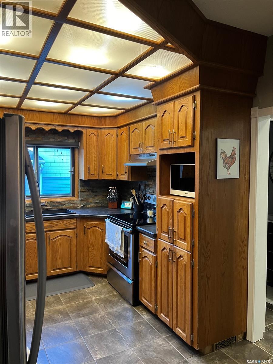 Single Family House Bungalow for Sale in  Royal STREET Regina 