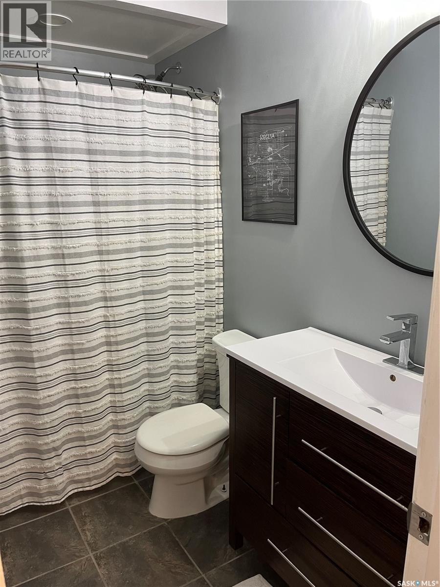 Single Family House Bungalow for Sale in  Royal STREET Regina 