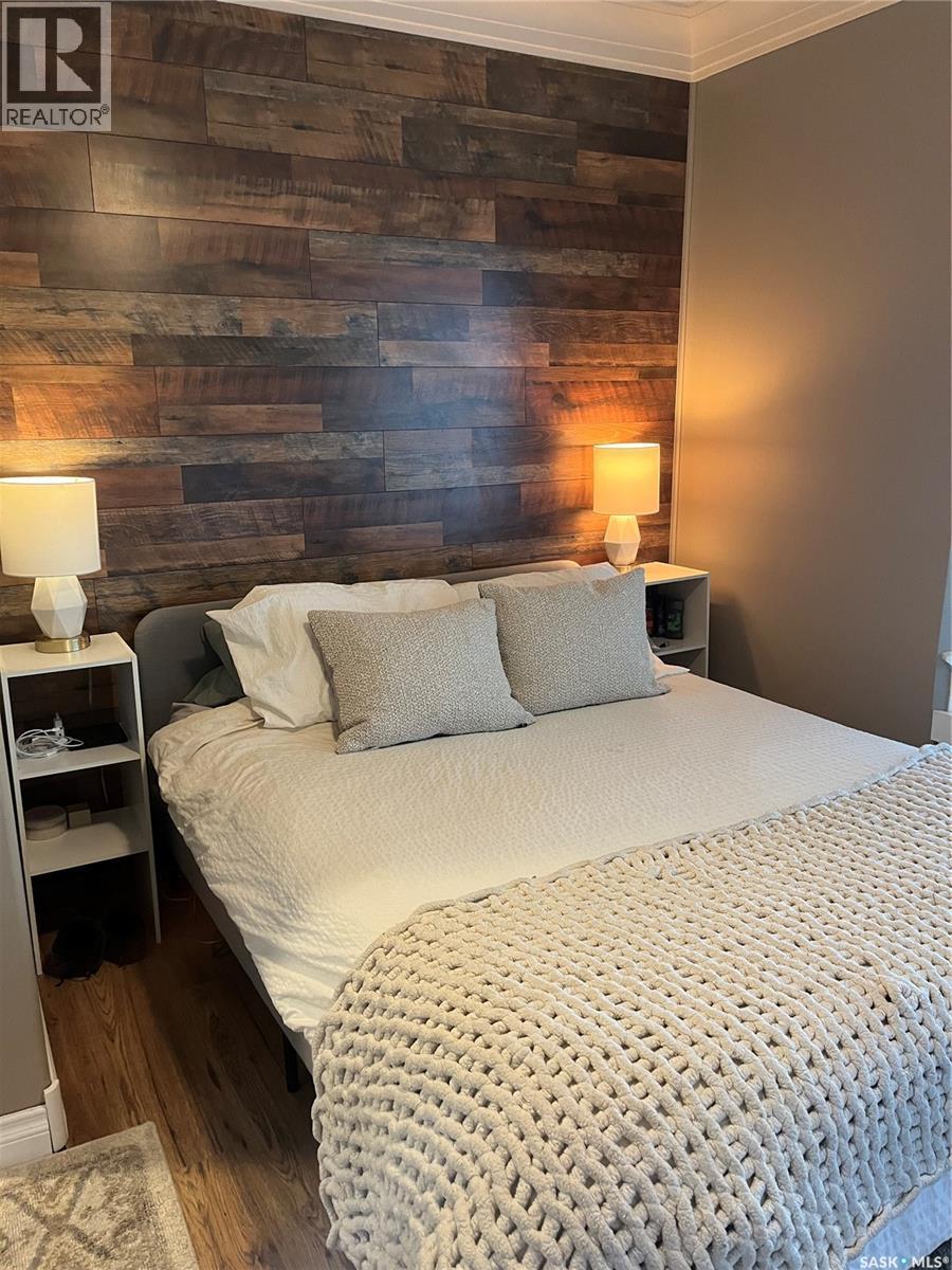 Single Family House Bungalow for Sale in  Royal STREET Regina 