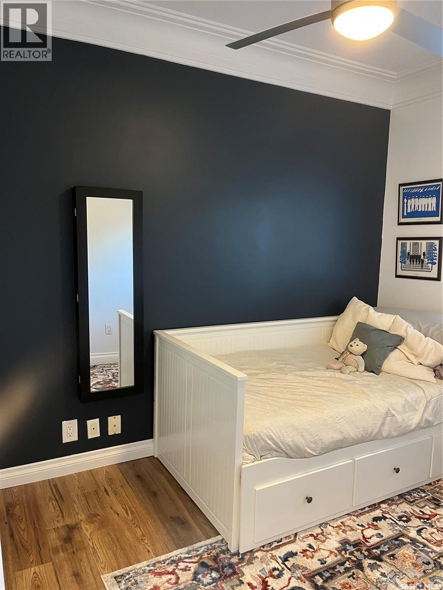 Single Family House Bungalow for Sale in  Royal STREET Regina 