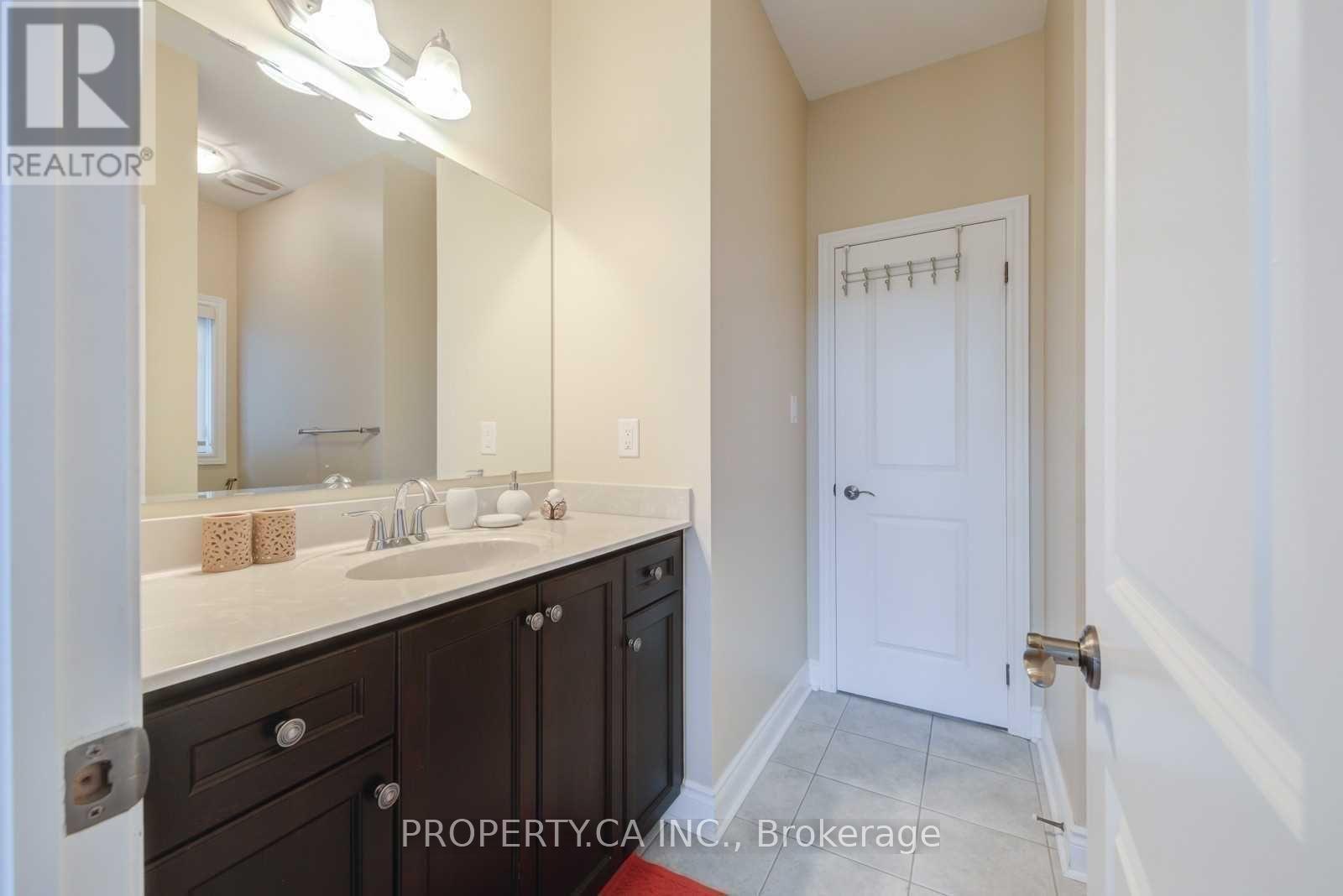 Single Family House for Sale in  VALLEY VISTA DRIVE Vaughan (Patterson) 
