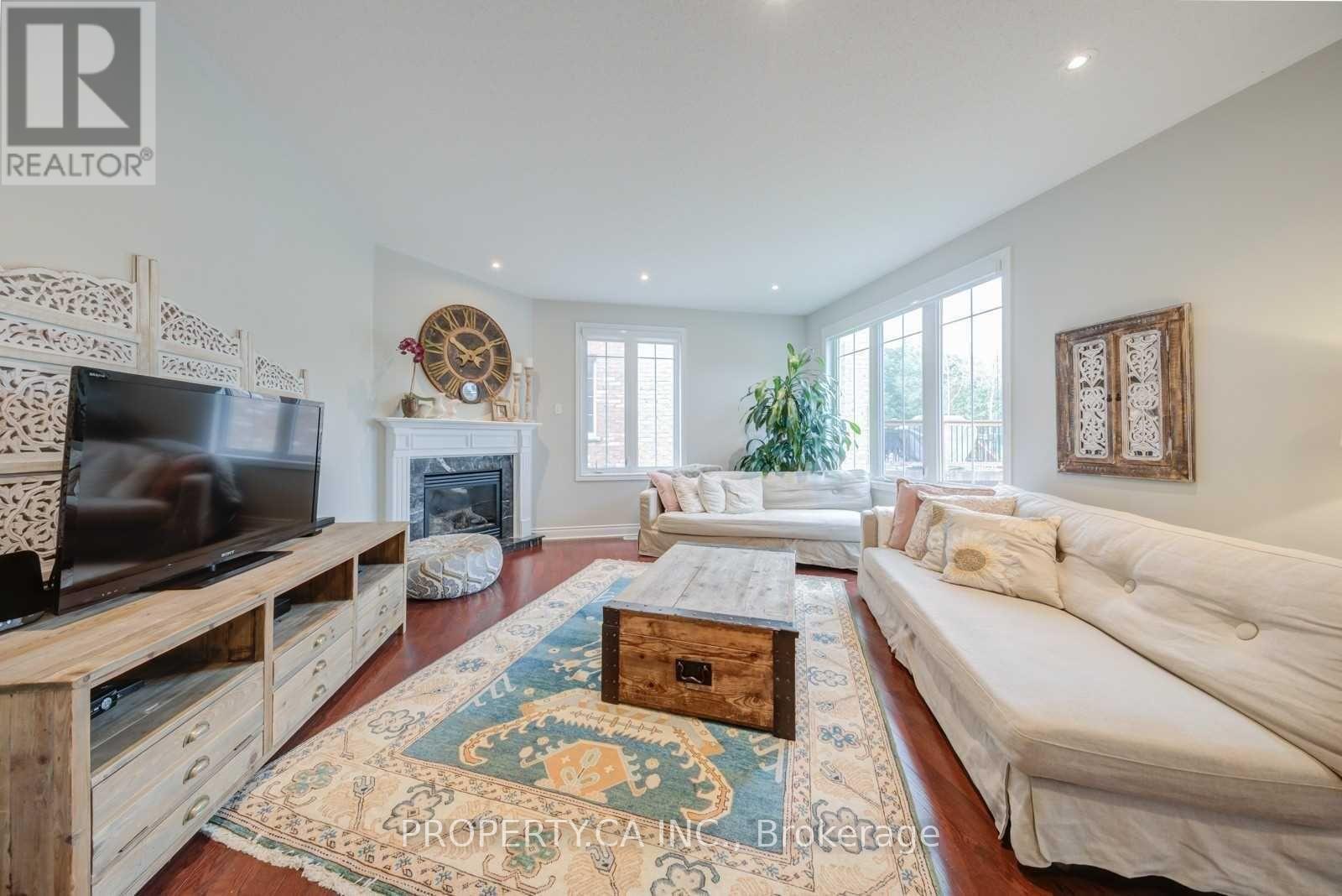 Single Family House for Sale in  VALLEY VISTA DRIVE Vaughan (Patterson) 