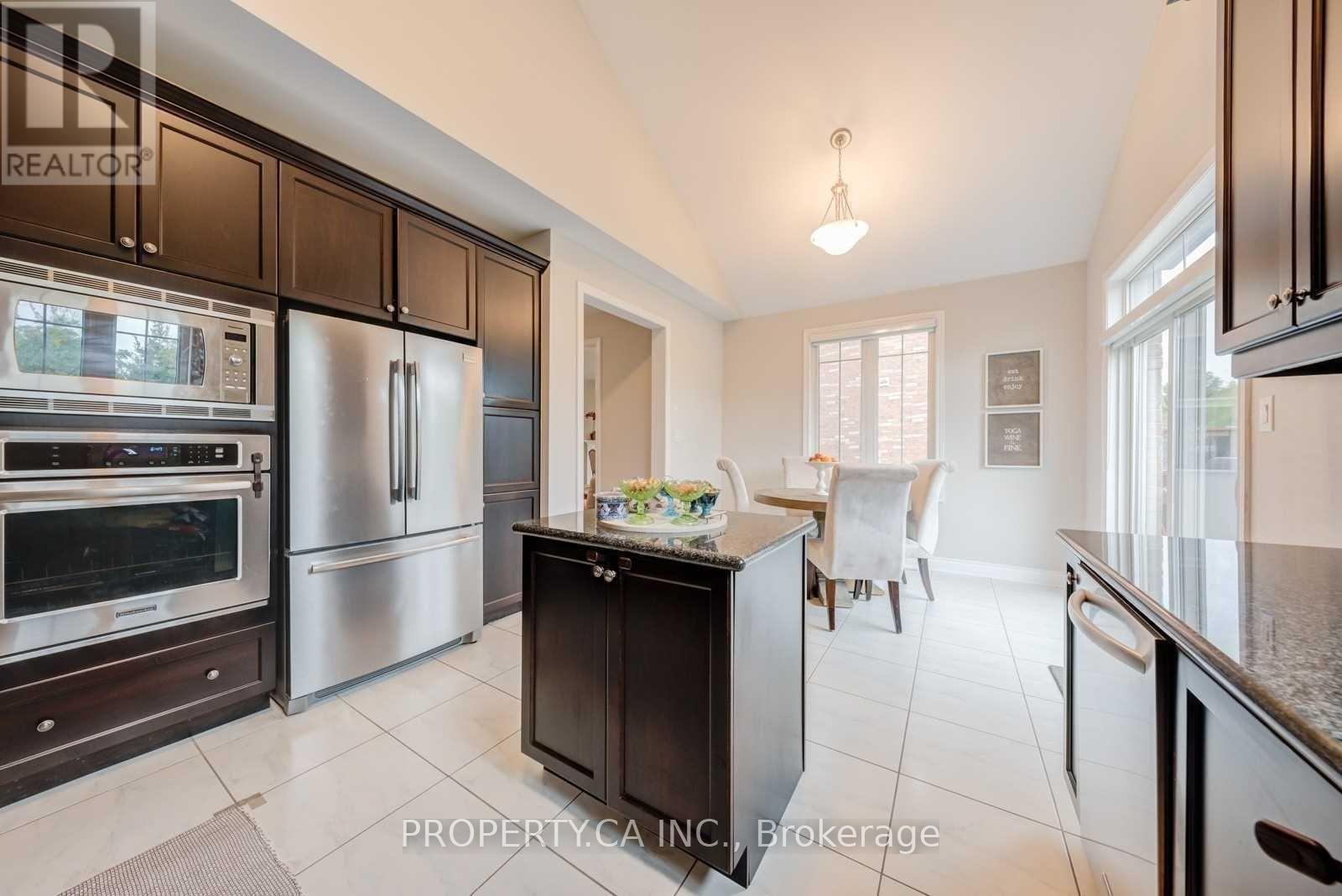 Single Family House for Sale in  VALLEY VISTA DRIVE Vaughan (Patterson) 