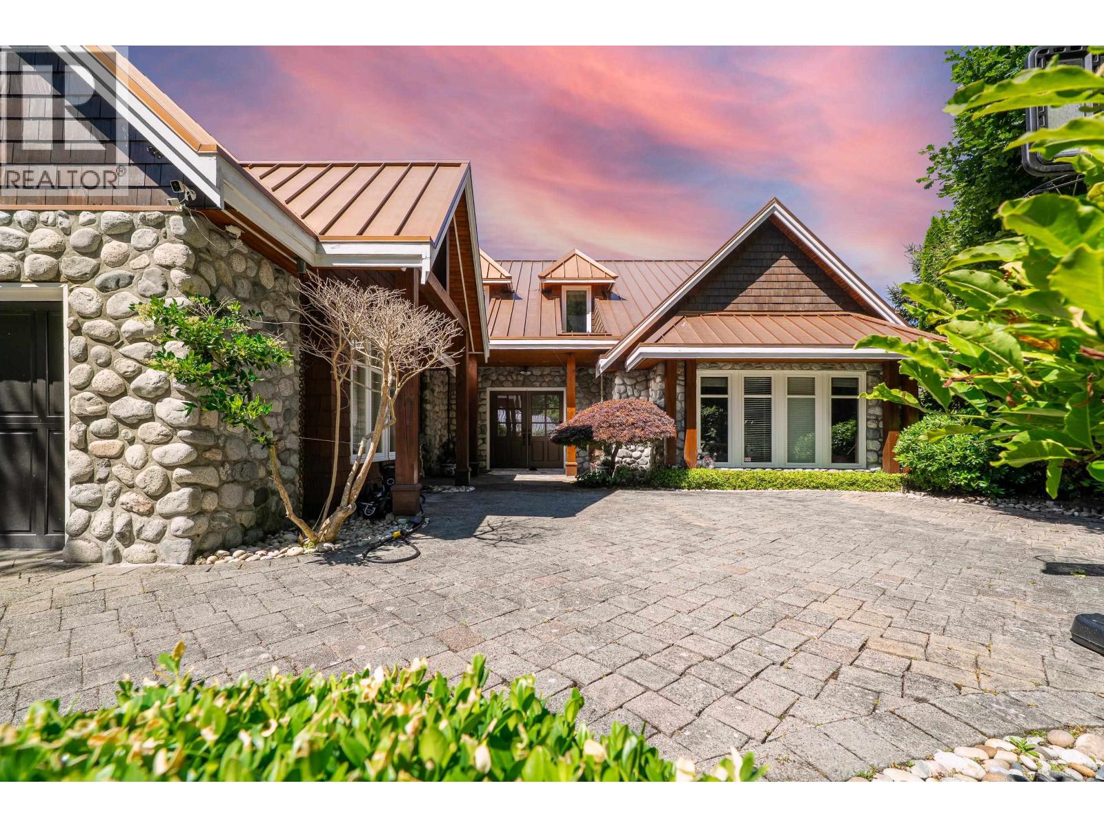 768 TSAWWASSEN BEACH Road, Delta