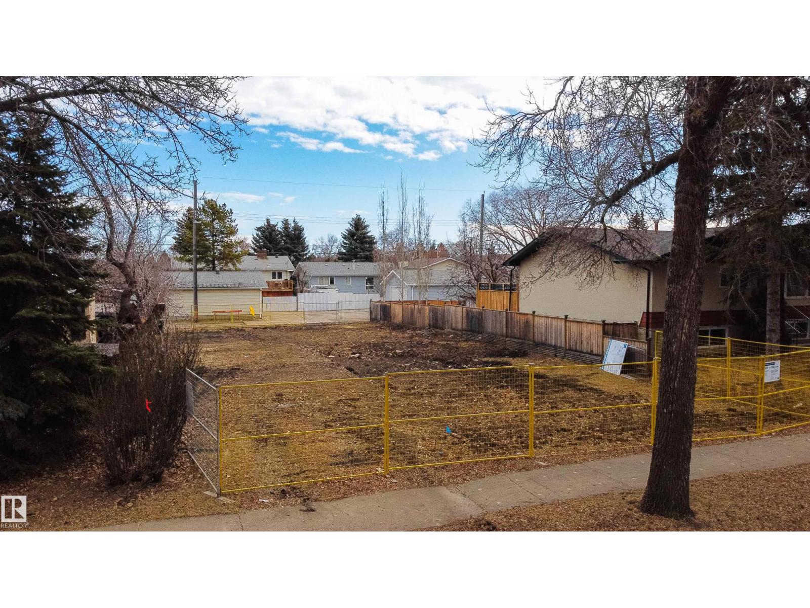 12219 45 ST NW, Edmonton