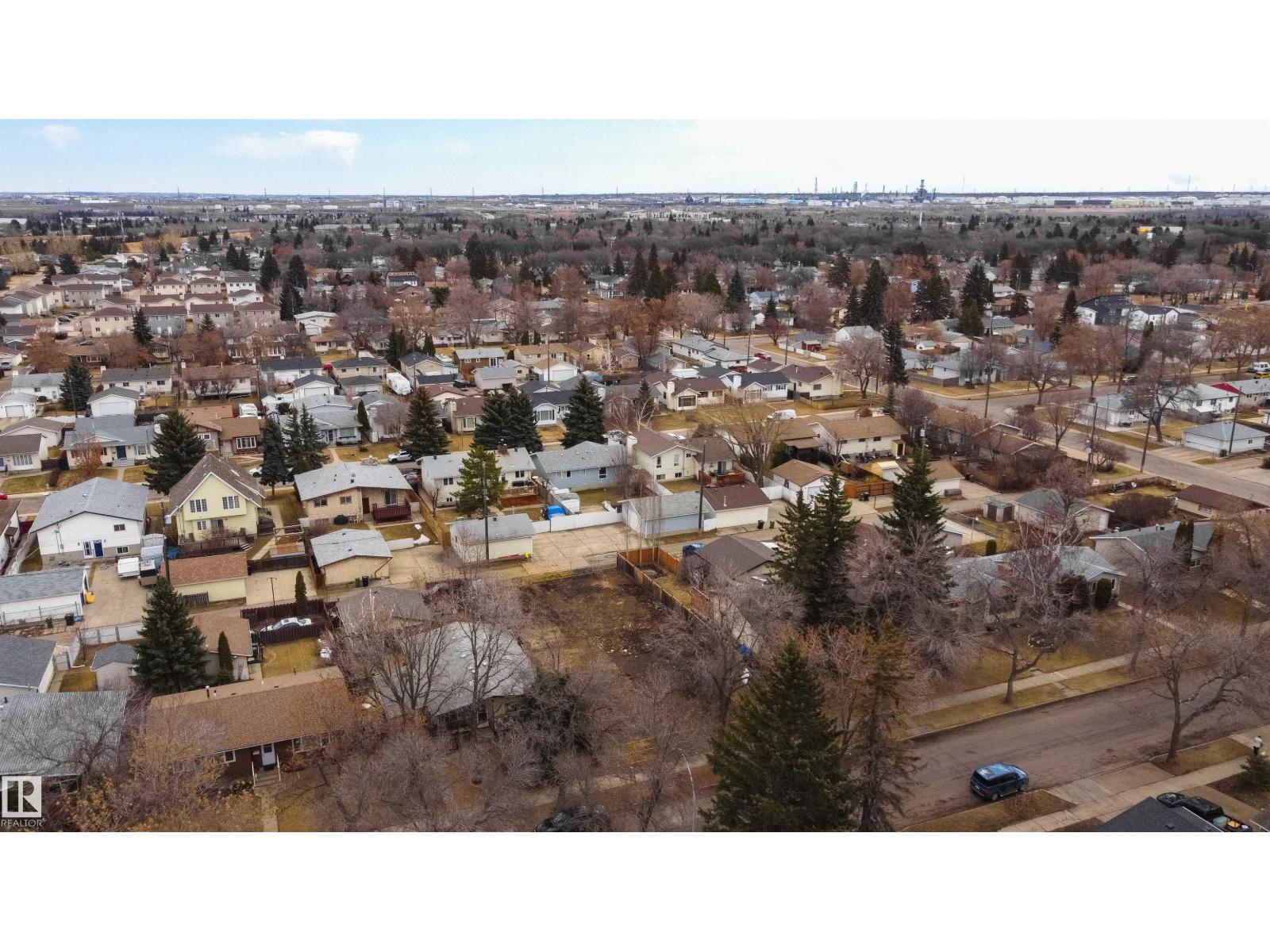 12219 45 ST NW, Edmonton