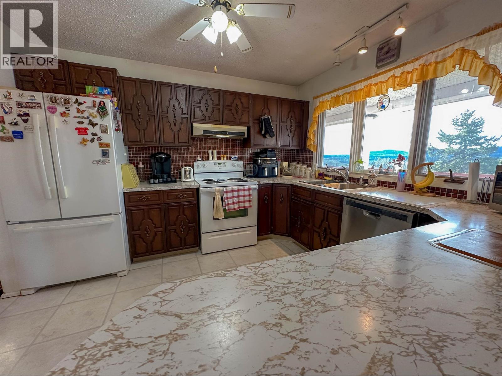 21900 E 16 HIGHWAY, Fort Fraser