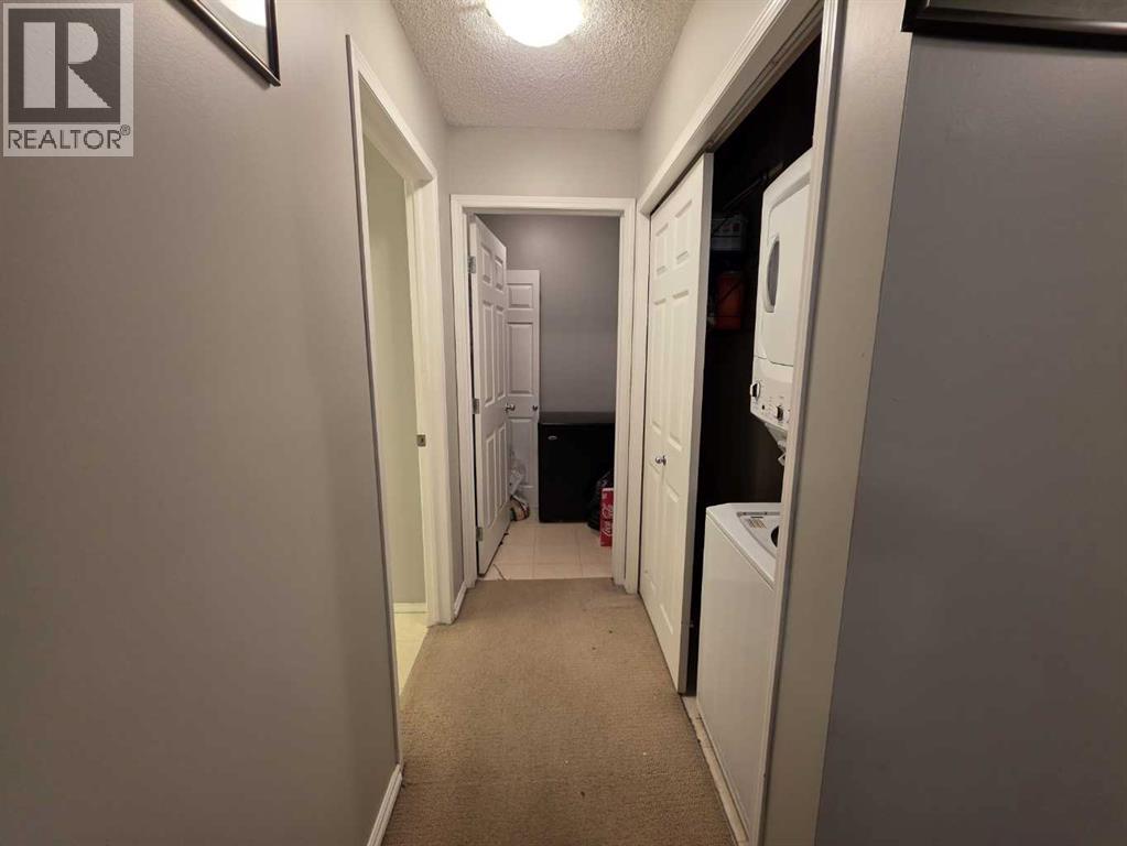 Single Family House for Sale in   Country Village Bay NE Country Hills Village Calgary 