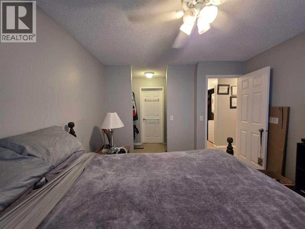 Single Family House for Sale in   Country Village Bay NE Country Hills Village Calgary 