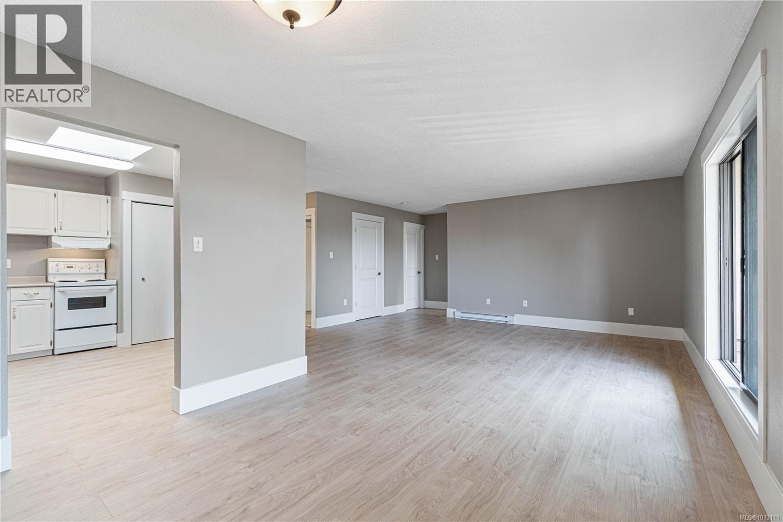 301 345 Morison Ave, Parksville