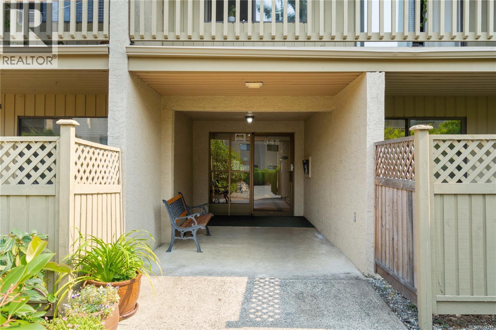 301 345 Morison Ave, Parksville