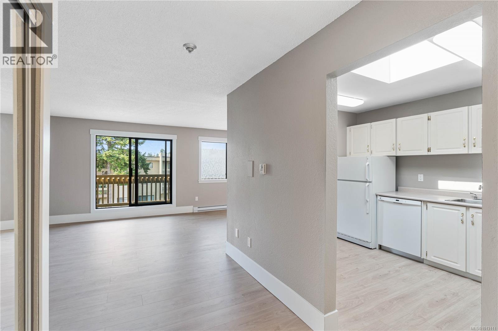 301 345 Morison Ave, Parksville