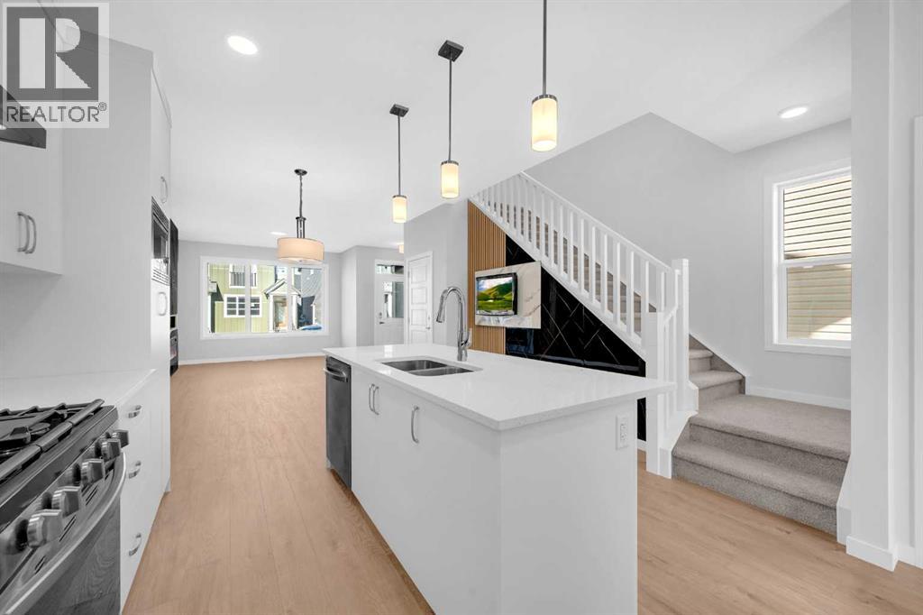 Single Family House for Sale in  Savanna Place NE Saddle Ridge Calgary 
