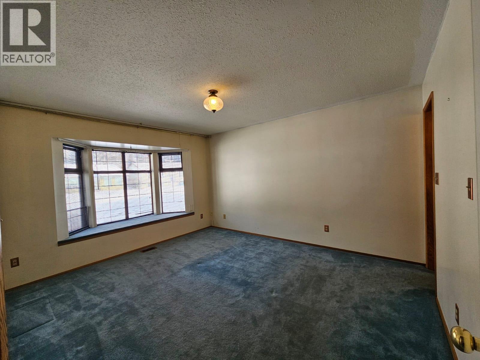 128 Kiskatinaw Crescent, Tumbler Ridge