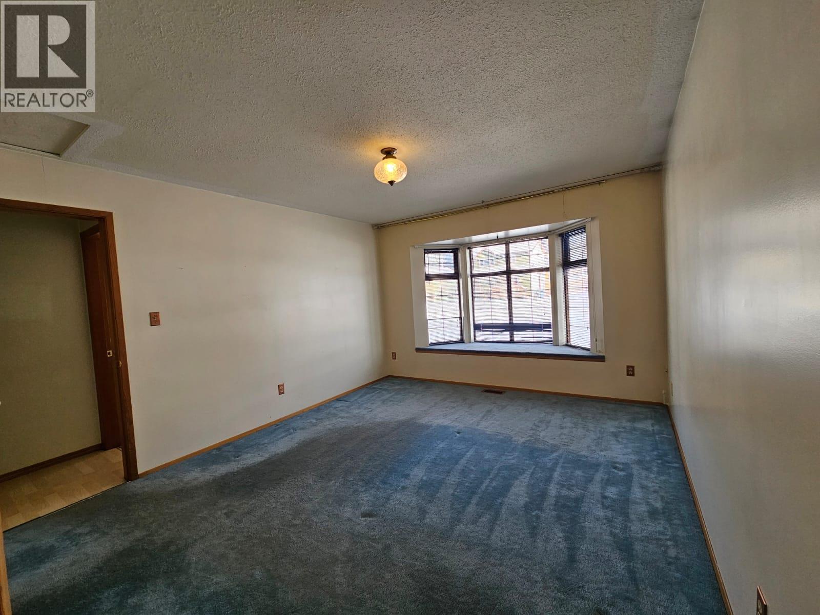 128 Kiskatinaw Crescent, Tumbler Ridge