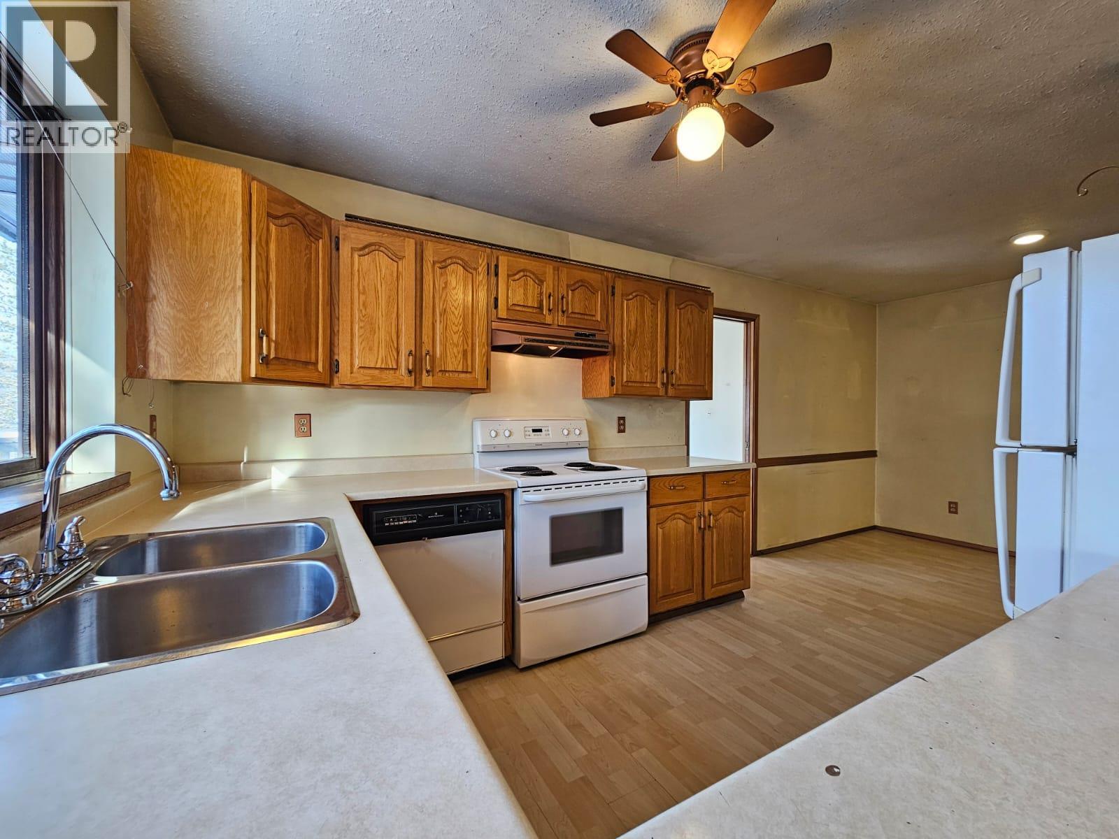 128 Kiskatinaw Crescent, Tumbler Ridge