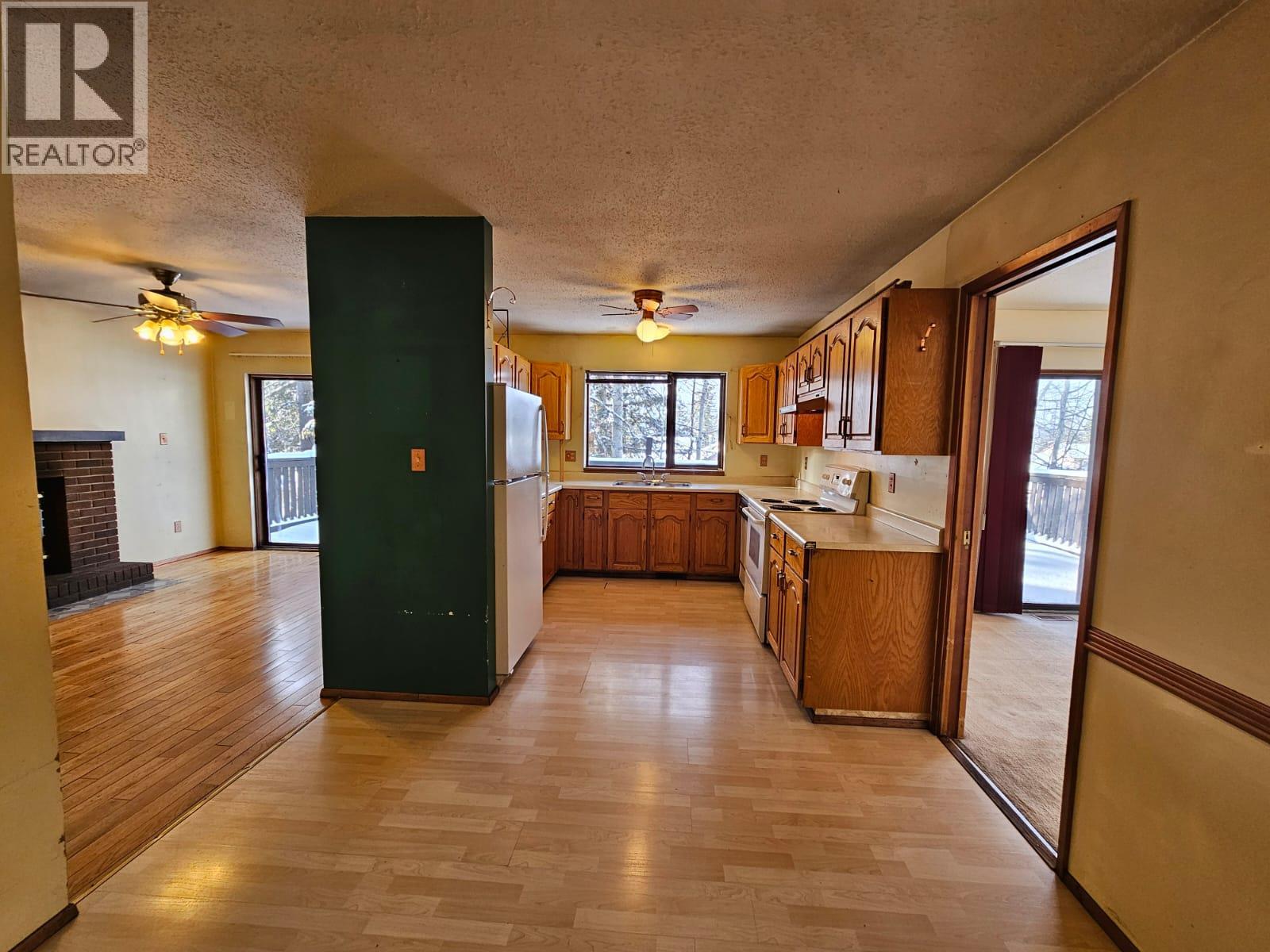 128 Kiskatinaw Crescent, Tumbler Ridge