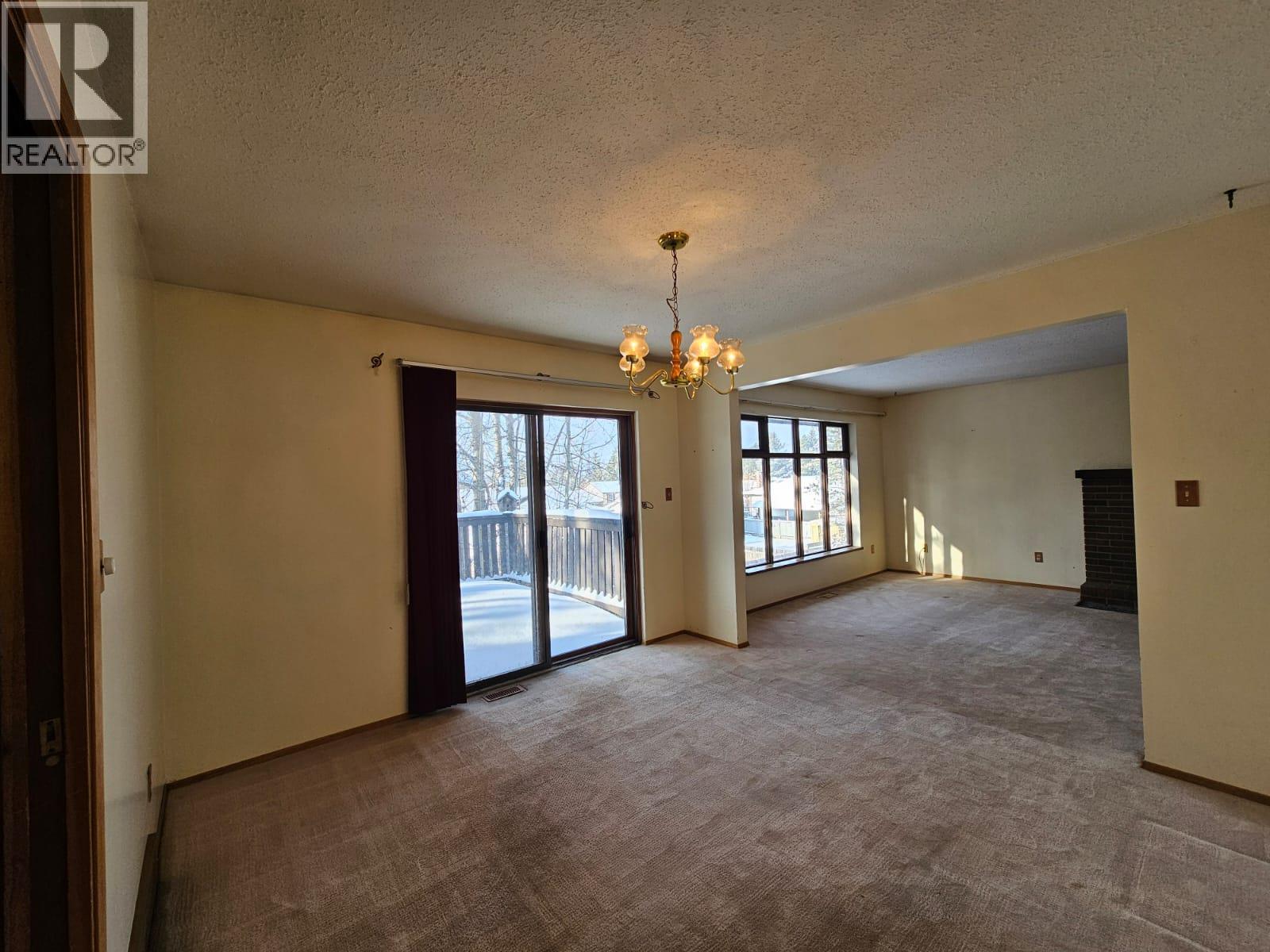 128 Kiskatinaw Crescent, Tumbler Ridge