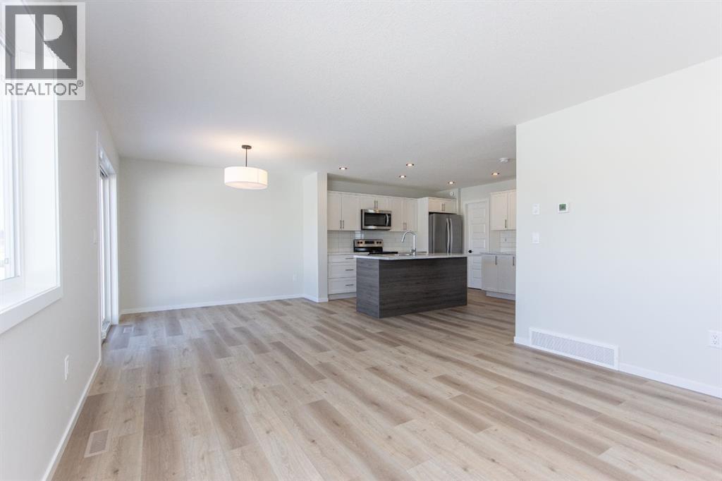 17 Trinity Street, Lacombe