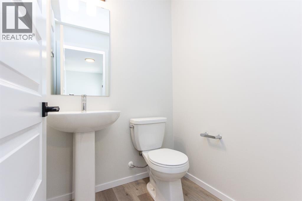 17 Trinity Street, Lacombe