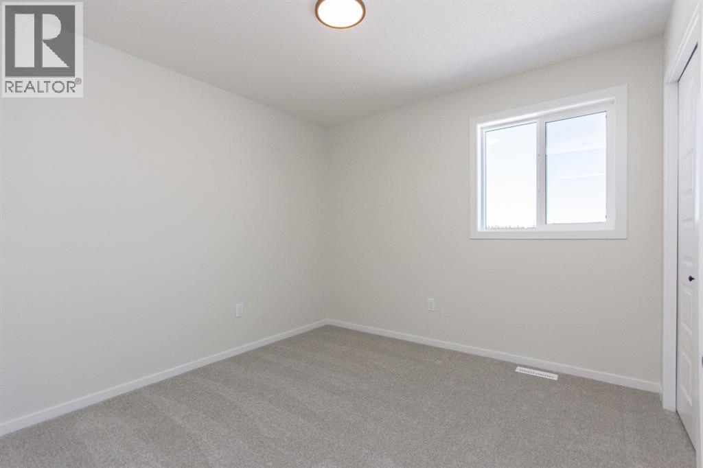 17 Trinity Street, Lacombe