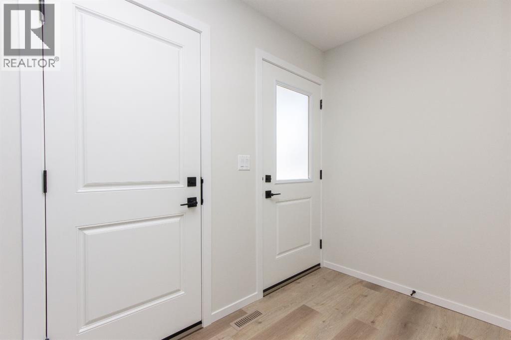 17 Trinity Street, Lacombe