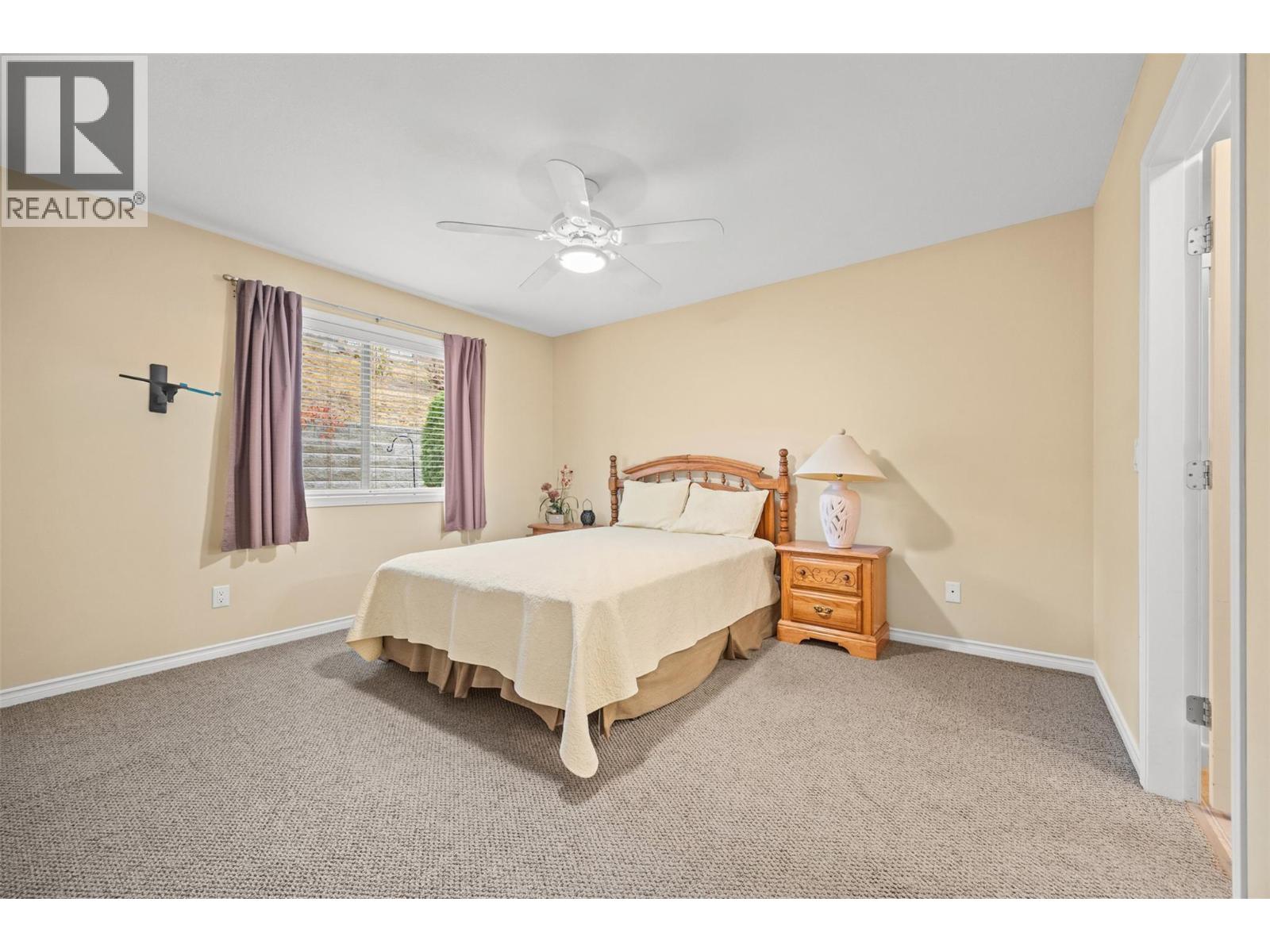 8 3512 Ridge Boulevard, West Kelowna