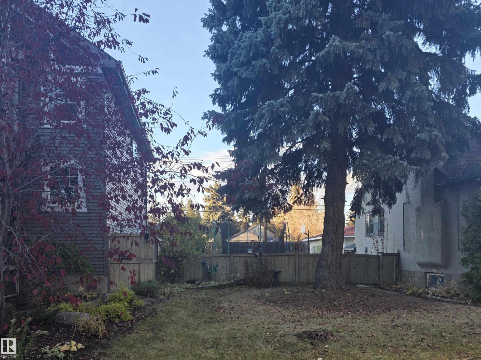 7508 111 ave NW NW, Edmonton