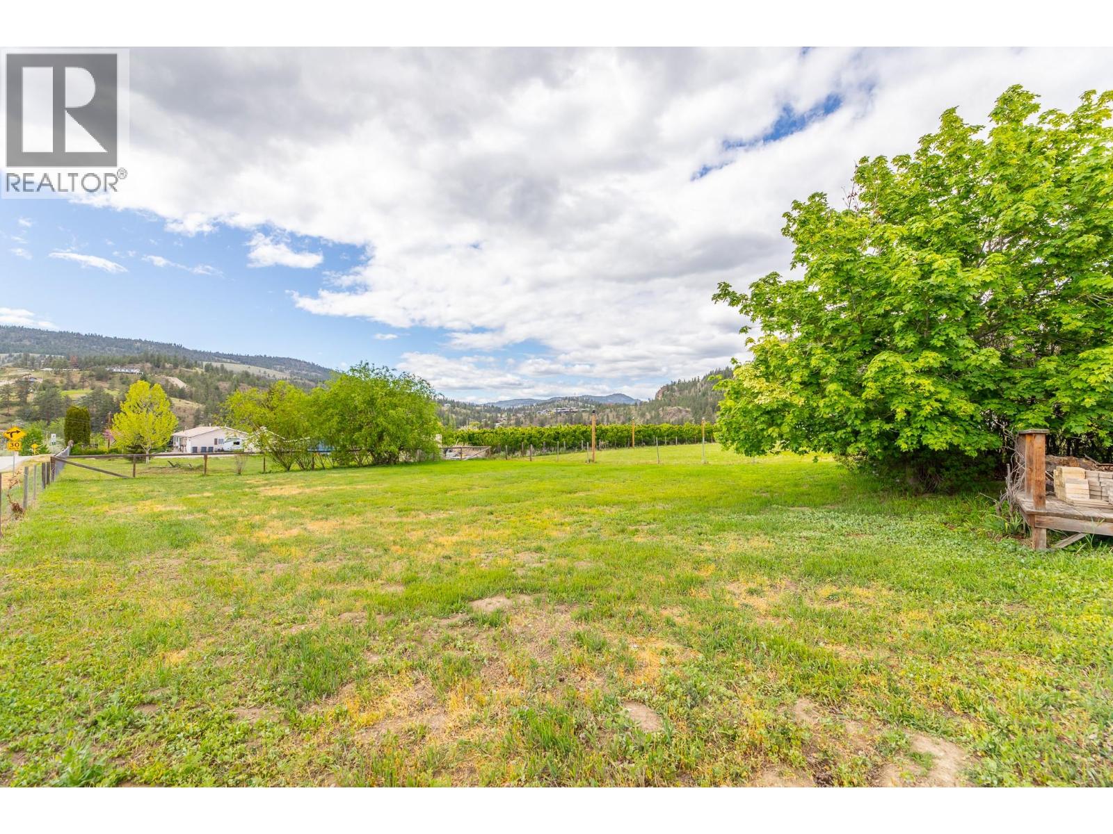 7515 Hillborn Street, Summerland