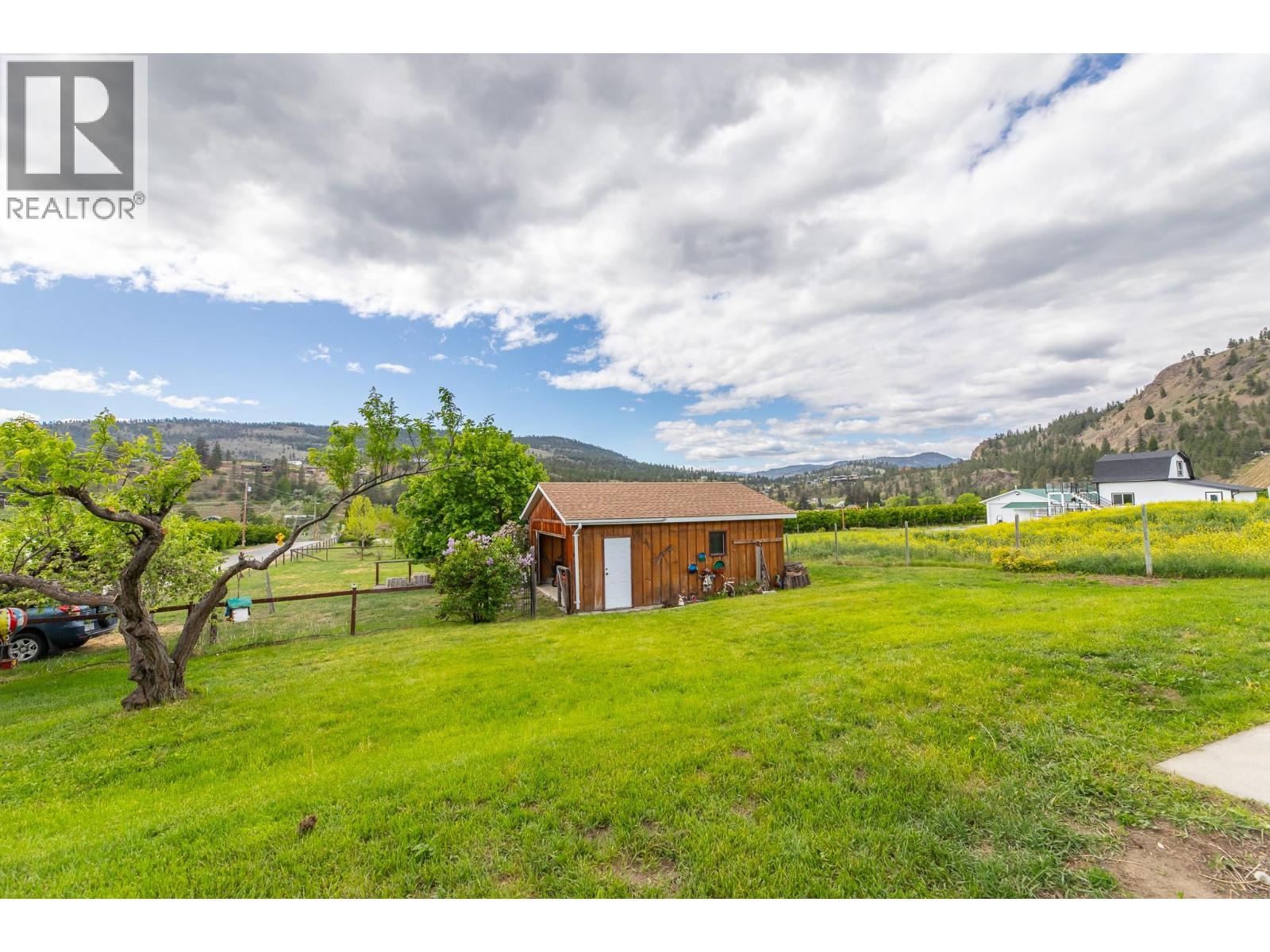7515 Hillborn Street, Summerland
