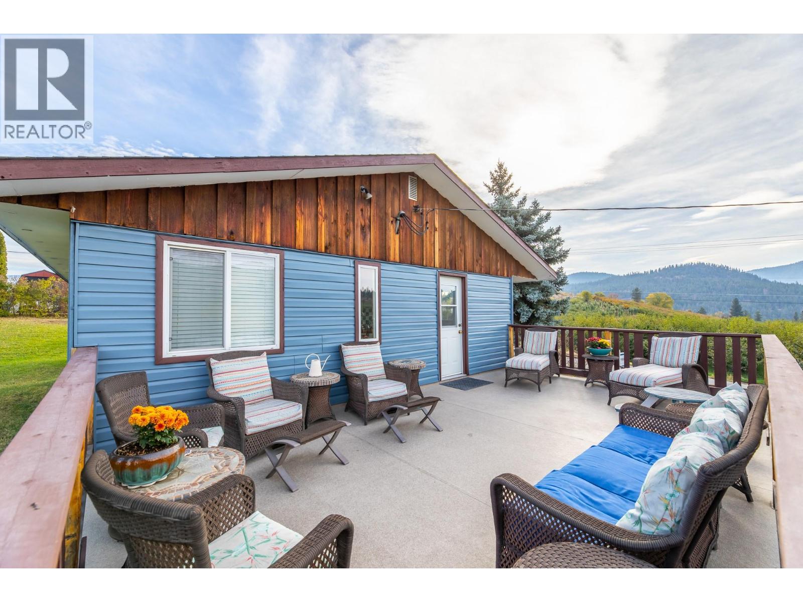 7515 Hillborn Street, Summerland