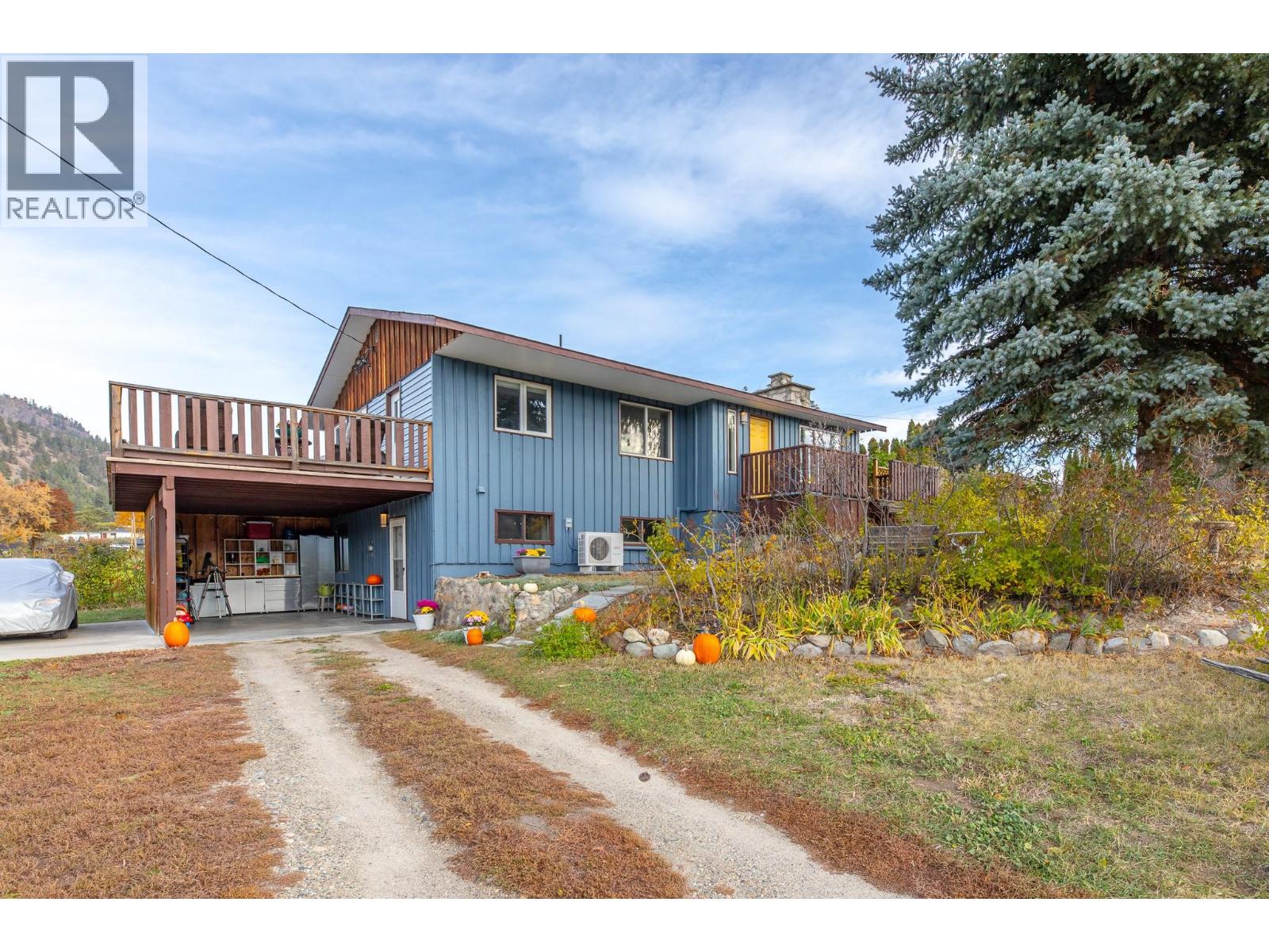 7515 Hillborn Street, Summerland